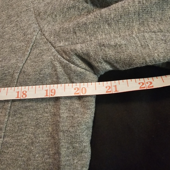 Old Navy Athleisure Blazer - Picture 8 of 11